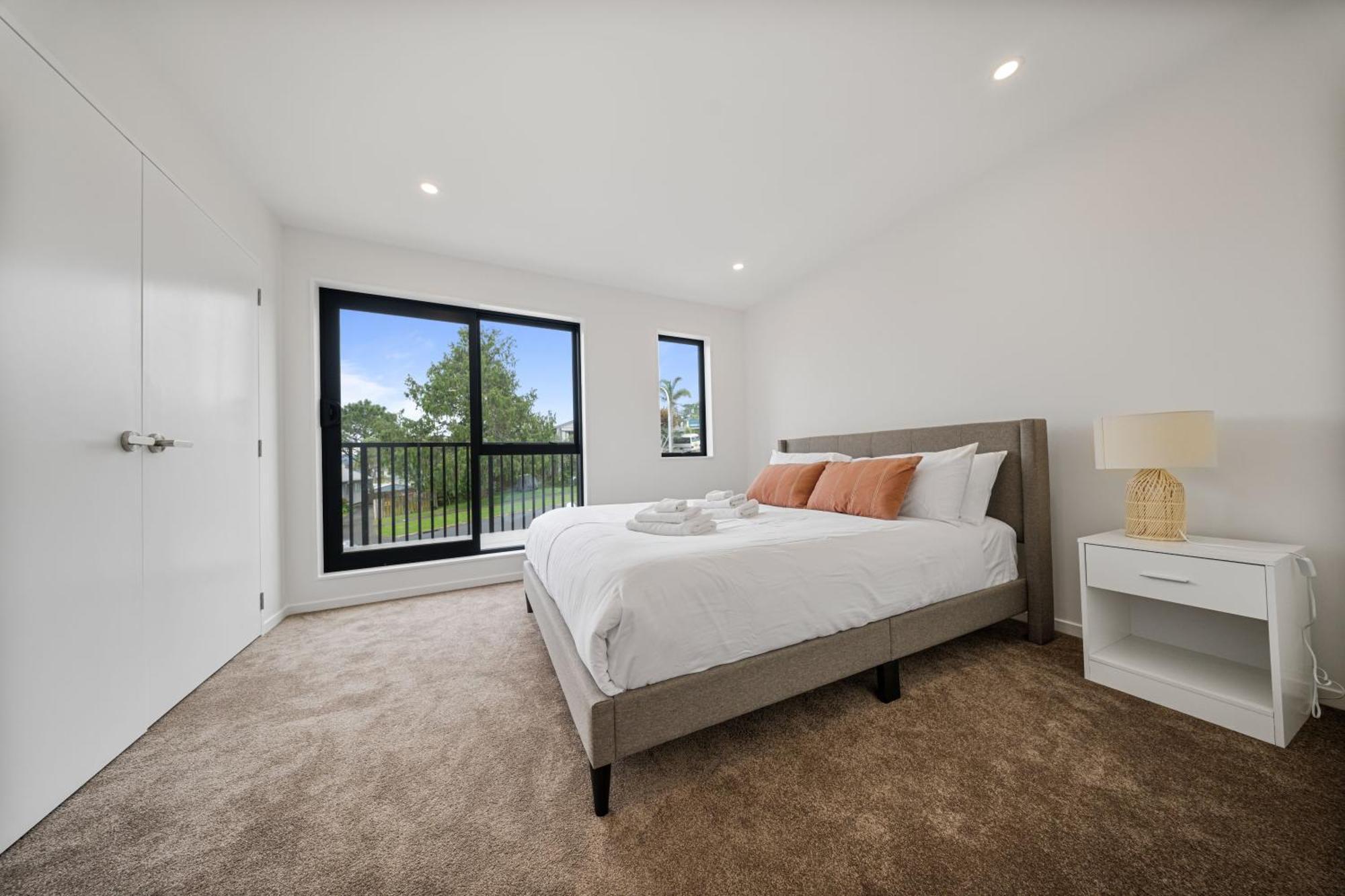 West Harbour Modern 4-Bedroom Retreat Auckland Exterior foto