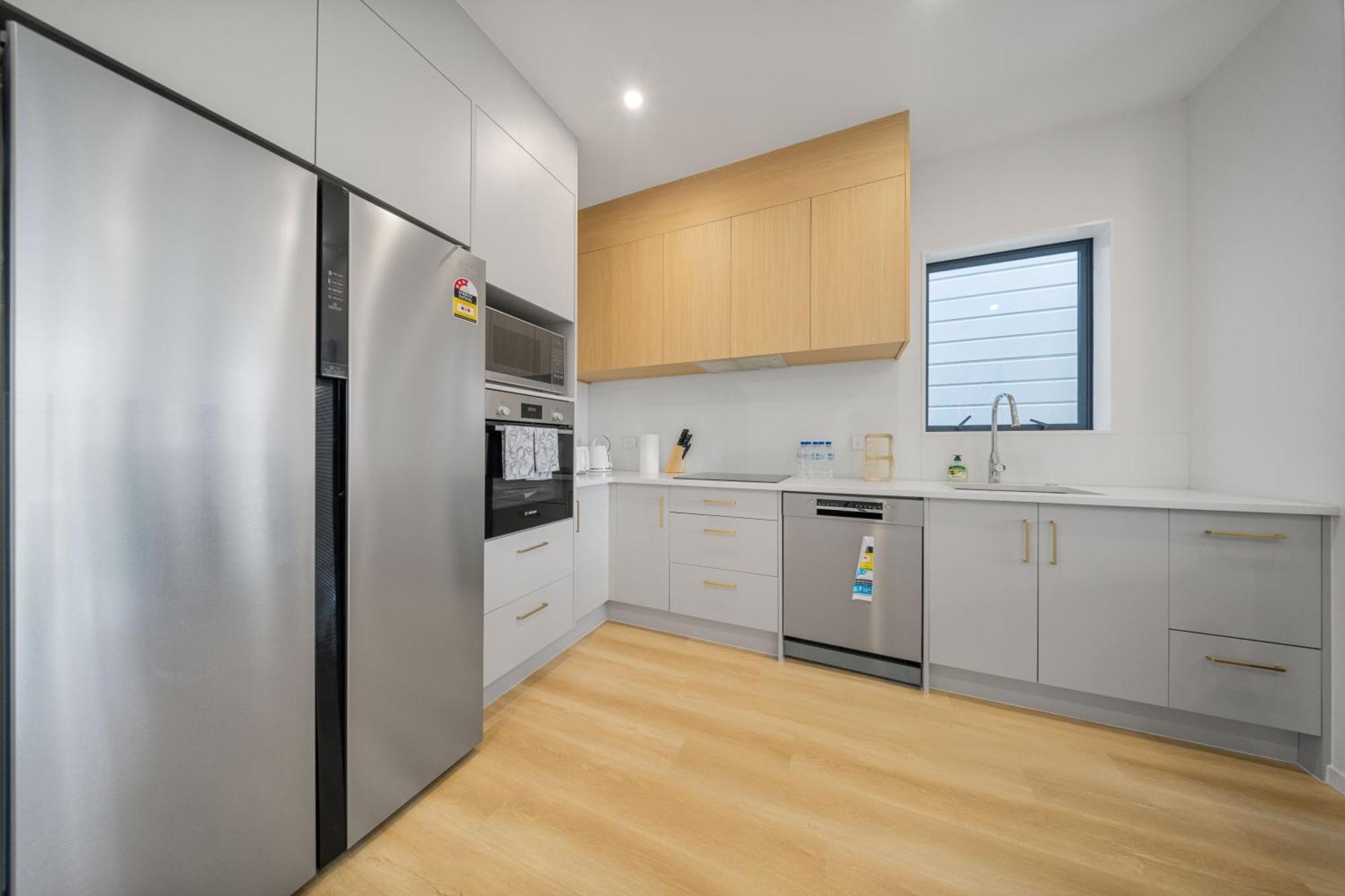 West Harbour Modern 4-Bedroom Retreat Auckland Exterior foto